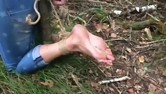Outdoor Foot Fetish Bondage With An Amateur Babe