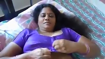 Sexy Housewife Muskan Rani In Hardcore Indian Mature Action