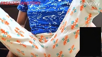 Desi Aunty'S Hot Video Call In Indian Bhabhi