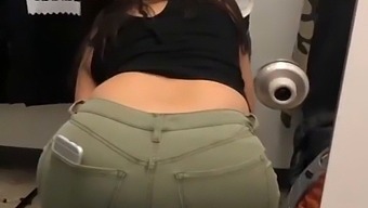 I Had Sex With A Store Worker In The Mall