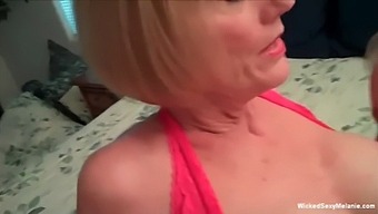 Mature Babe With Big Tits Gives A Retro-Style Blowjob