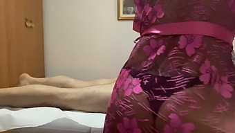 Enjoy A Relaxing Handjob With A Gentle Massage